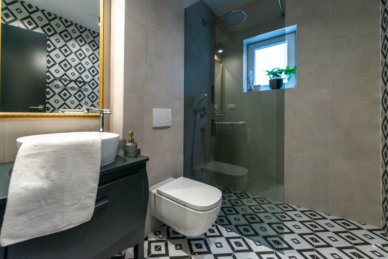 Sun And Stone Apartment Cavtat Ngoại thất bức ảnh